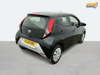 Used Toyota AYGO 2019 for sale - 78359342: Photo