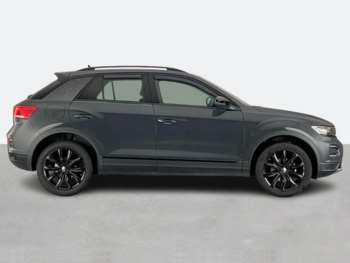 Used Volkswagen T-Roc 2021 for sale - 74623871: Photo