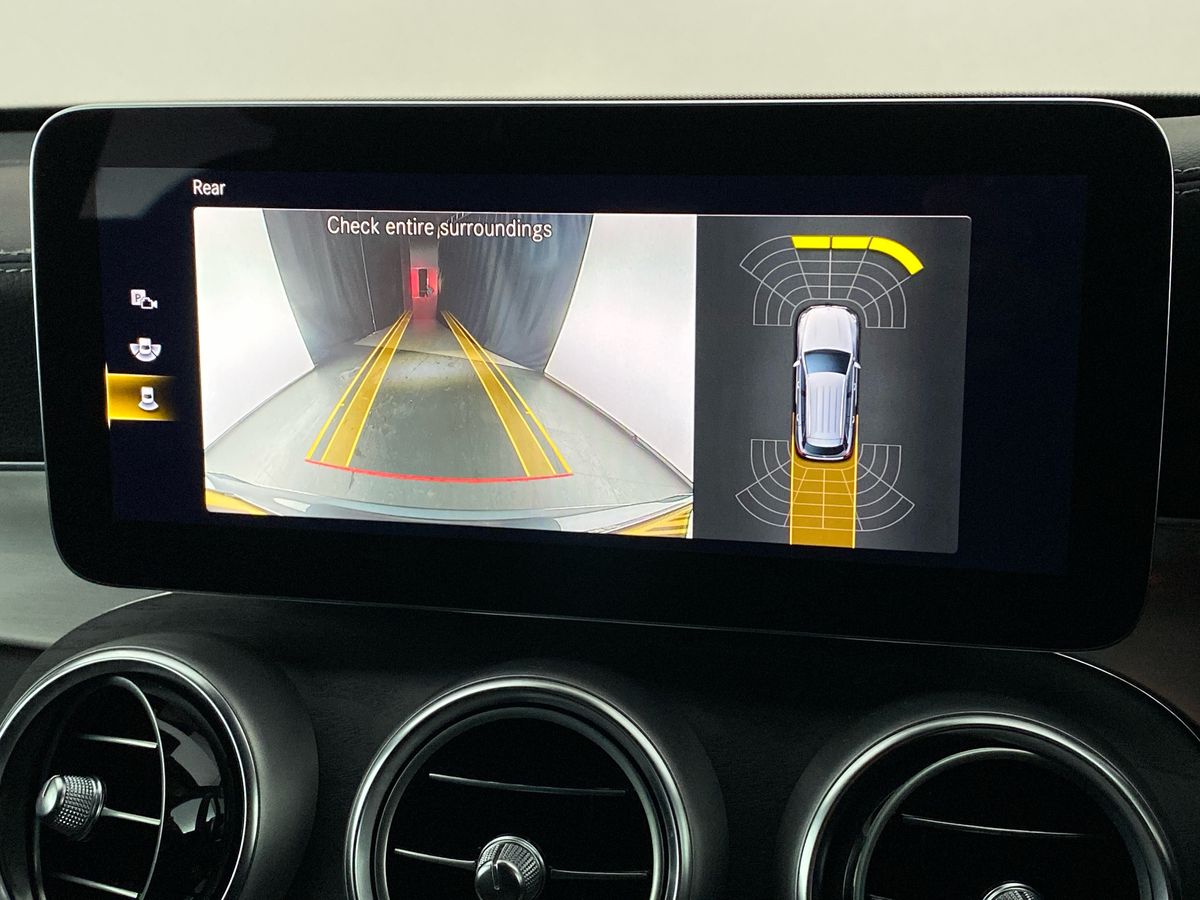 Used Mercedes-Benz GLC 2022 for sale - 76636971: Photo 16