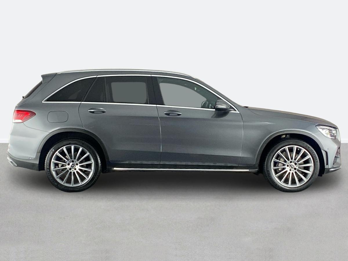 Used Mercedes-Benz GLC 2022 for sale - 76636971: Photo 2