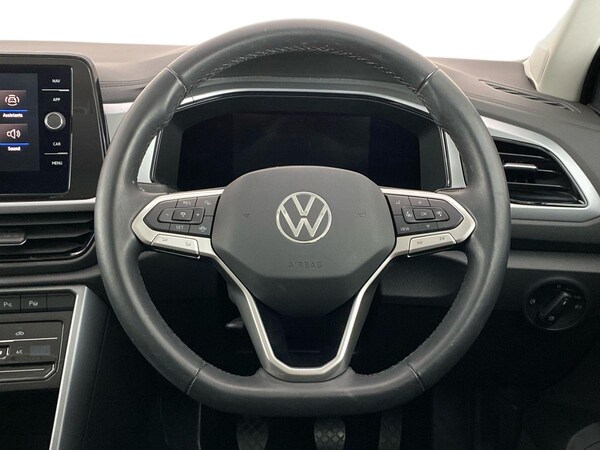 Used Volkswagen T-Roc 2022 for sale - 75536315: Photo 11