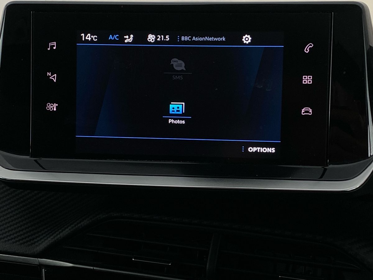 Used Peugeot 2008 2022 for sale - 76789649: Photo 17