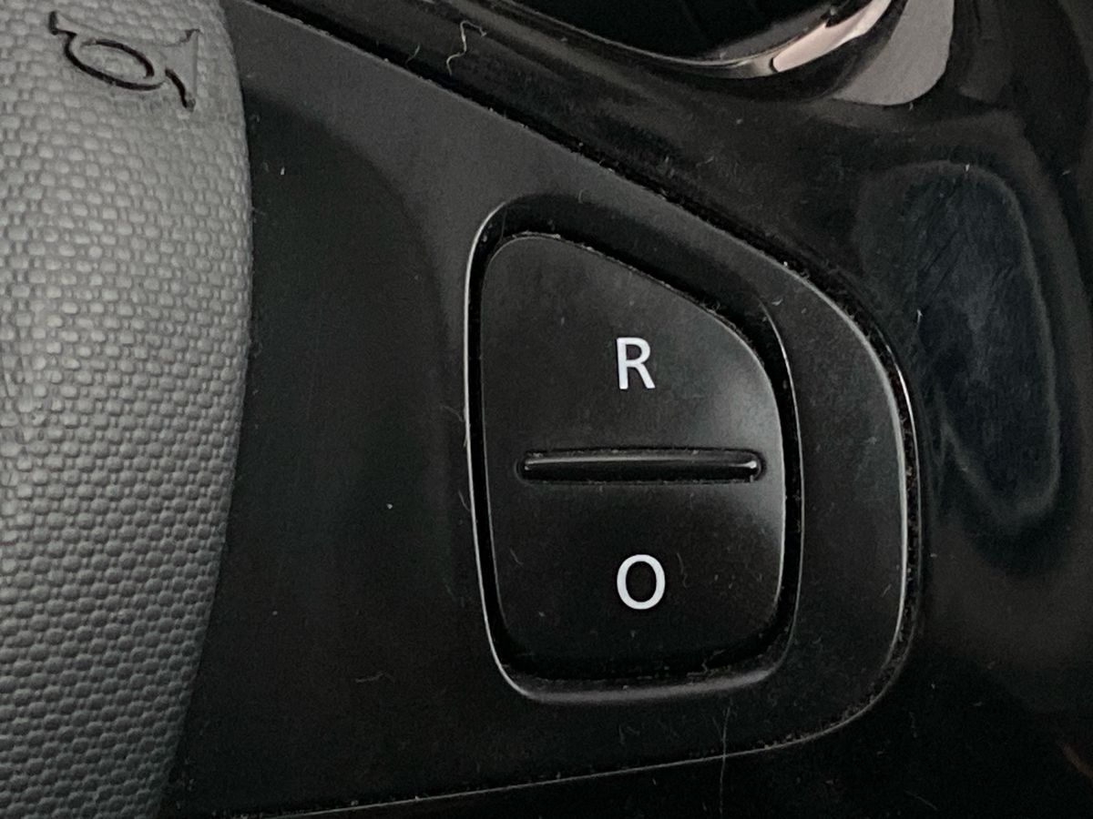 Used Renault Clio 2015 for sale - 76515937: Photo 21