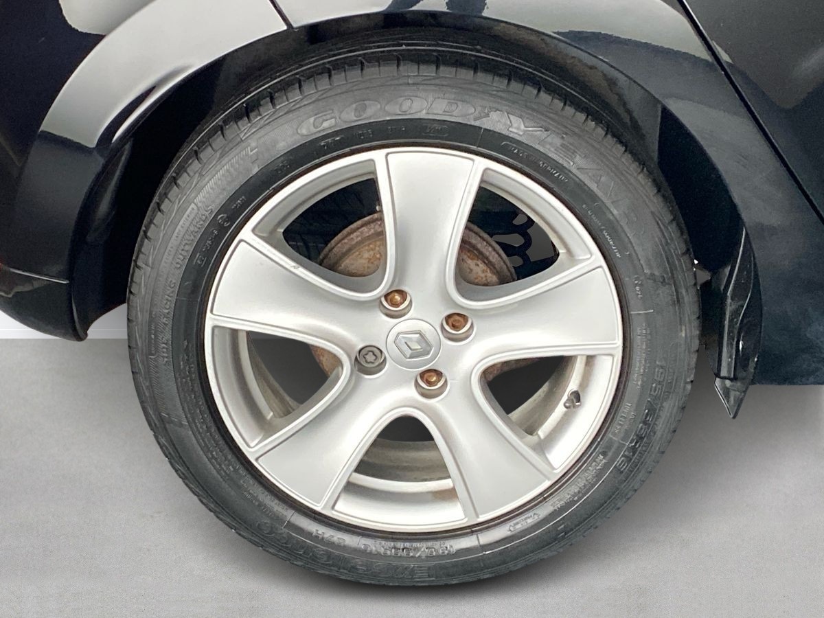 Used Renault Clio 2015 for sale - 76515937: Photo 30