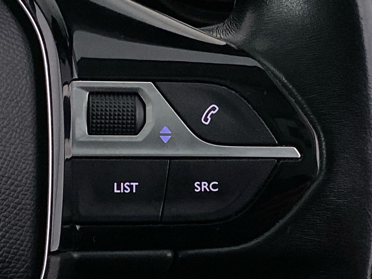 Used Peugeot 3008 2019 for sale - 76047360: Photo 24