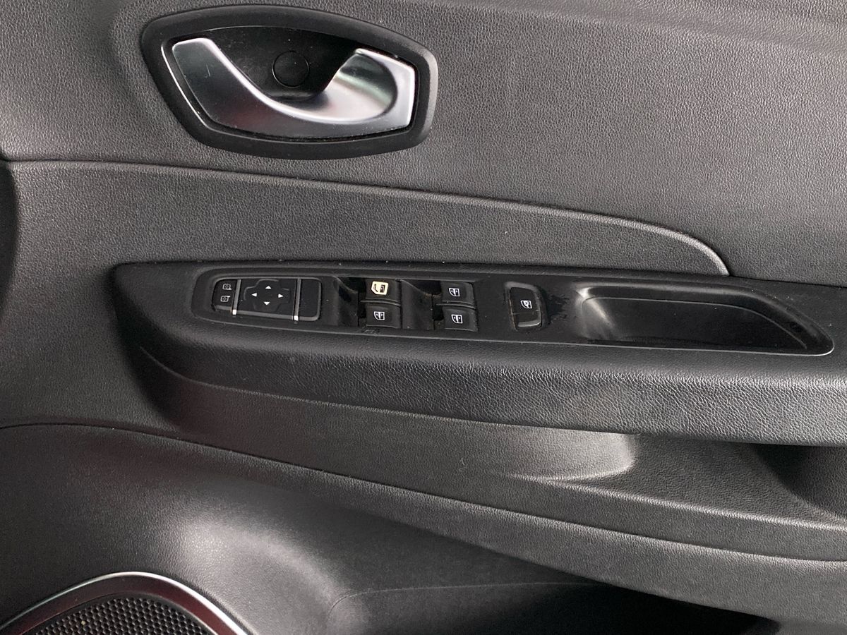 Used Renault Captur 2018 for sale - 77076716: Photo 25