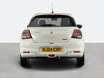 Used Suzuki Swift 2024 for sale - 79068600: Photo
