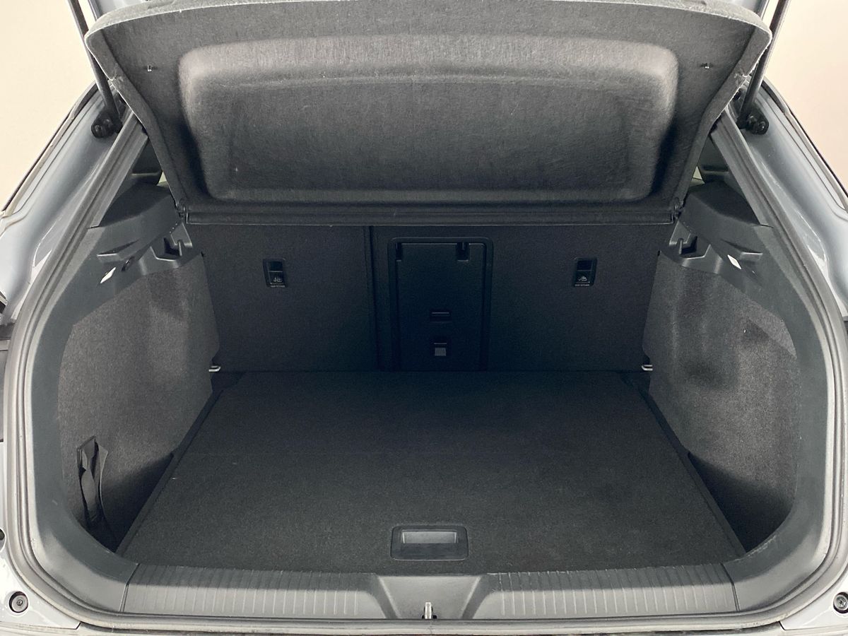 Used Volkswagen ID.4 2023 for sale - 76553430: Photo 28