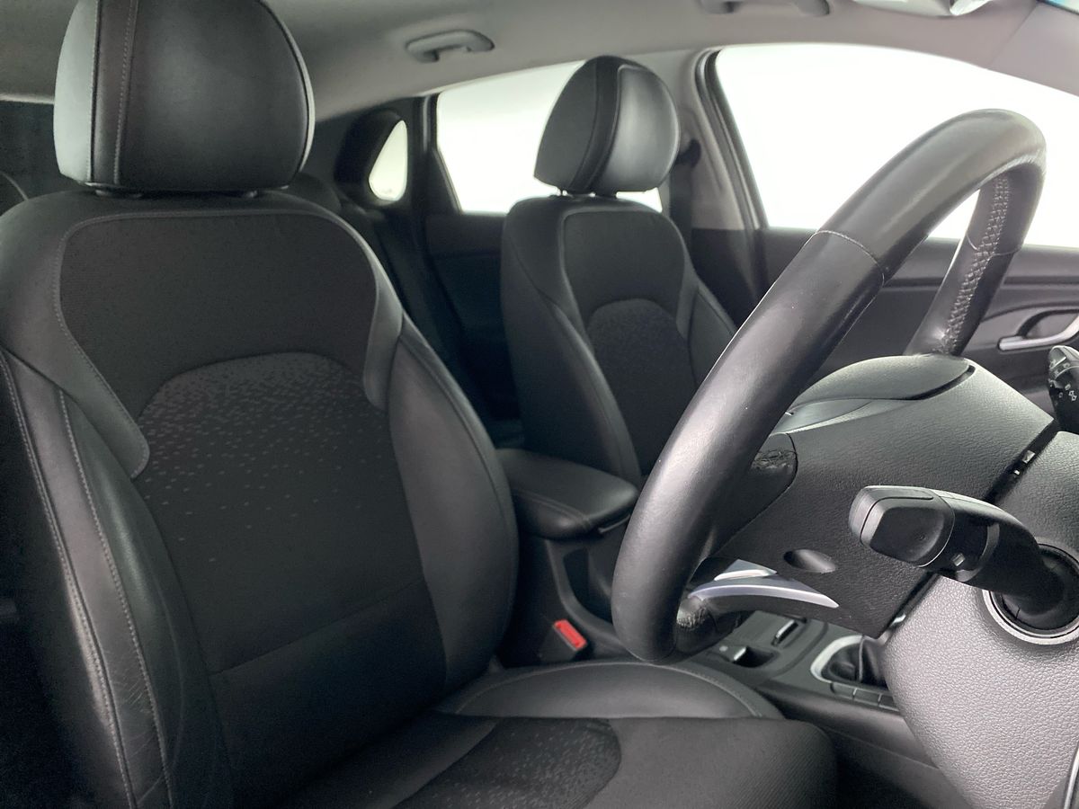 Used Hyundai i30 2018 for sale - 76047355: Photo 13