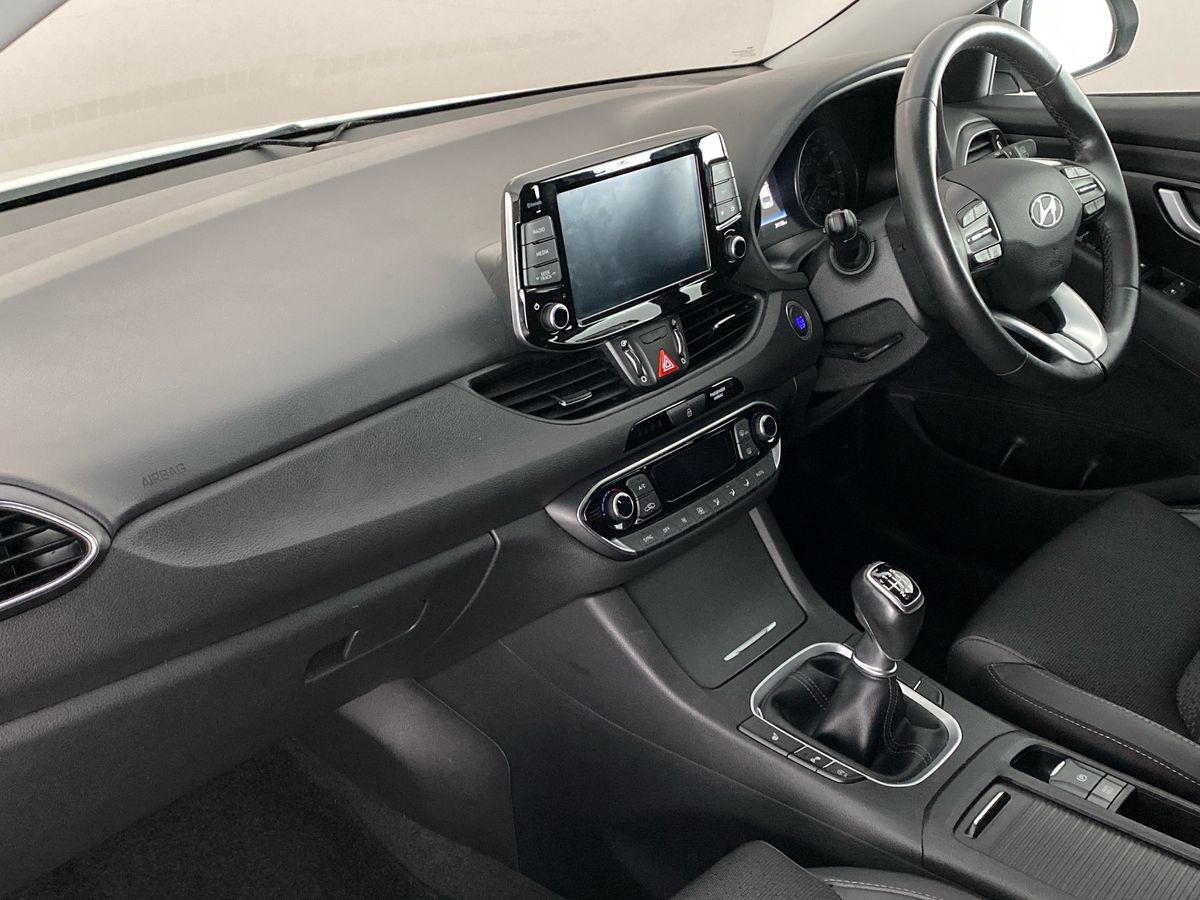 Used Hyundai i30 2018 for sale - 76047355: Photo 14