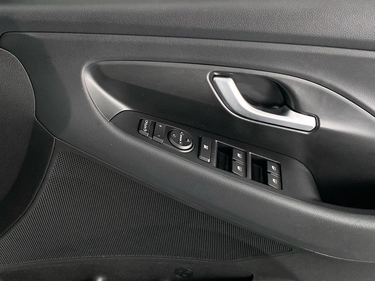 Used Hyundai i30 2018 for sale - 76047355: Photo 26