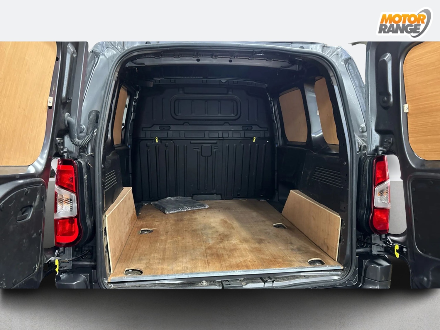 Used Peugeot Partner 2023 for sale - 77076754: Photo 7