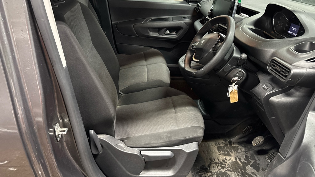 Used Peugeot Partner 2023 for sale - 77076754: Photo 9