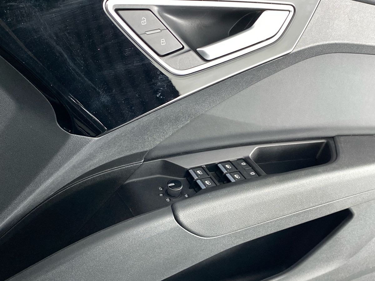 Used Audi Q4 e-tron 2022 for sale - 78163527: Photo 23