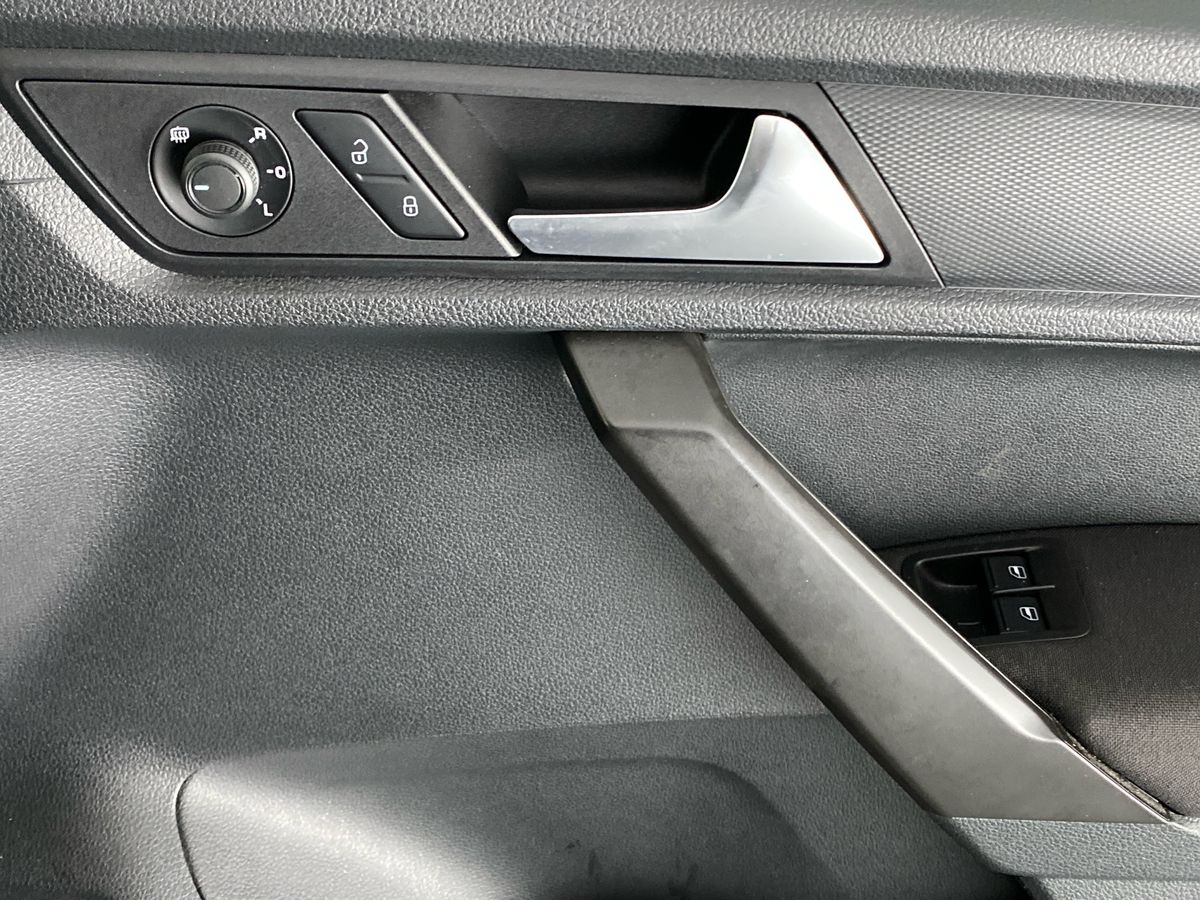 Used Volkswagen Caddy Maxi Life 2019 for sale - 78122524: Photo 23