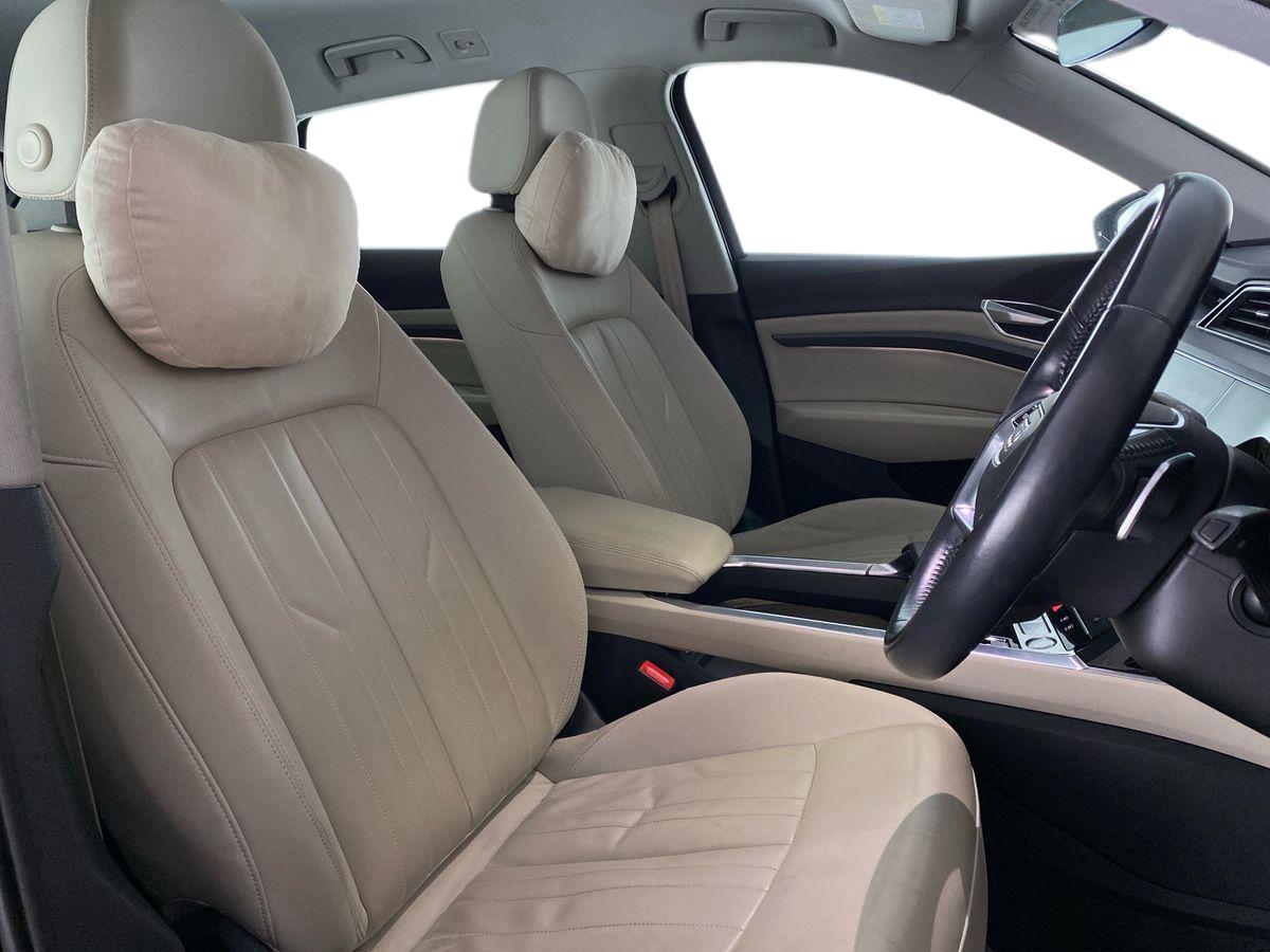 Used Audi e-tron 2020 for sale - 77000696: Photo 13