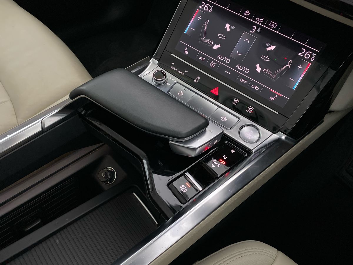Used Audi e-tron 2020 for sale - 77000696: Photo 18