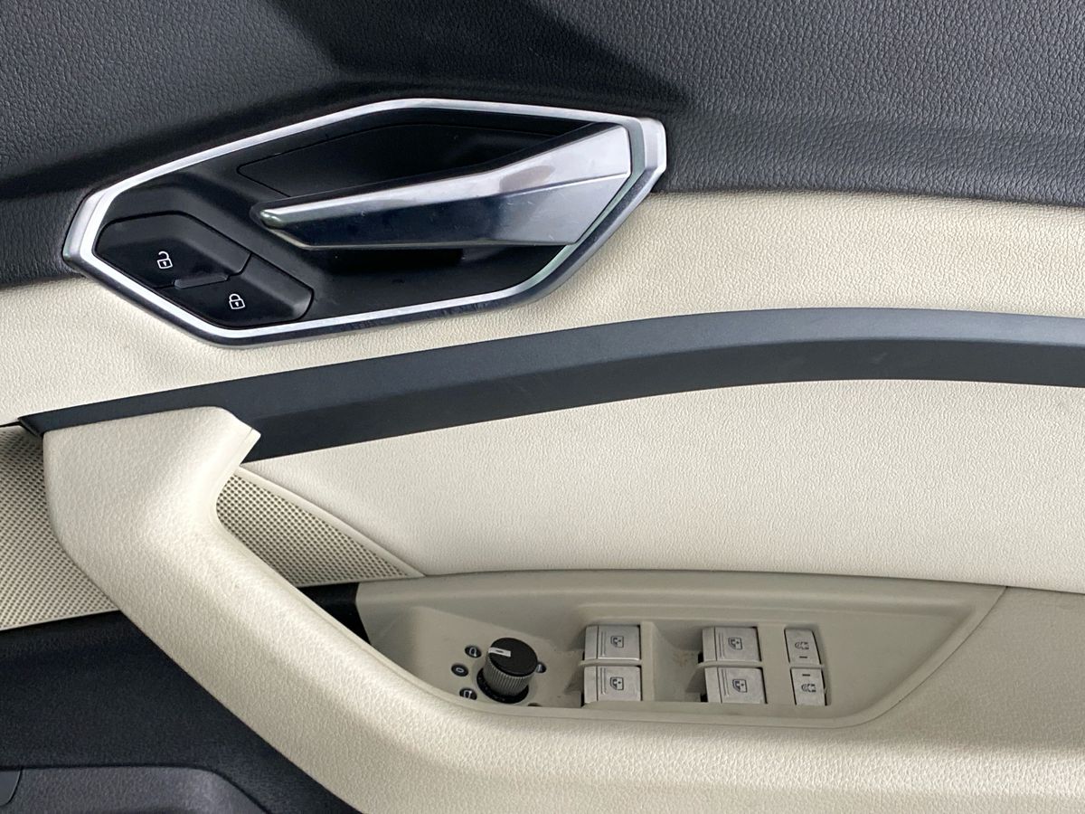 Used Audi e-tron 2020 for sale - 77000696: Photo 23