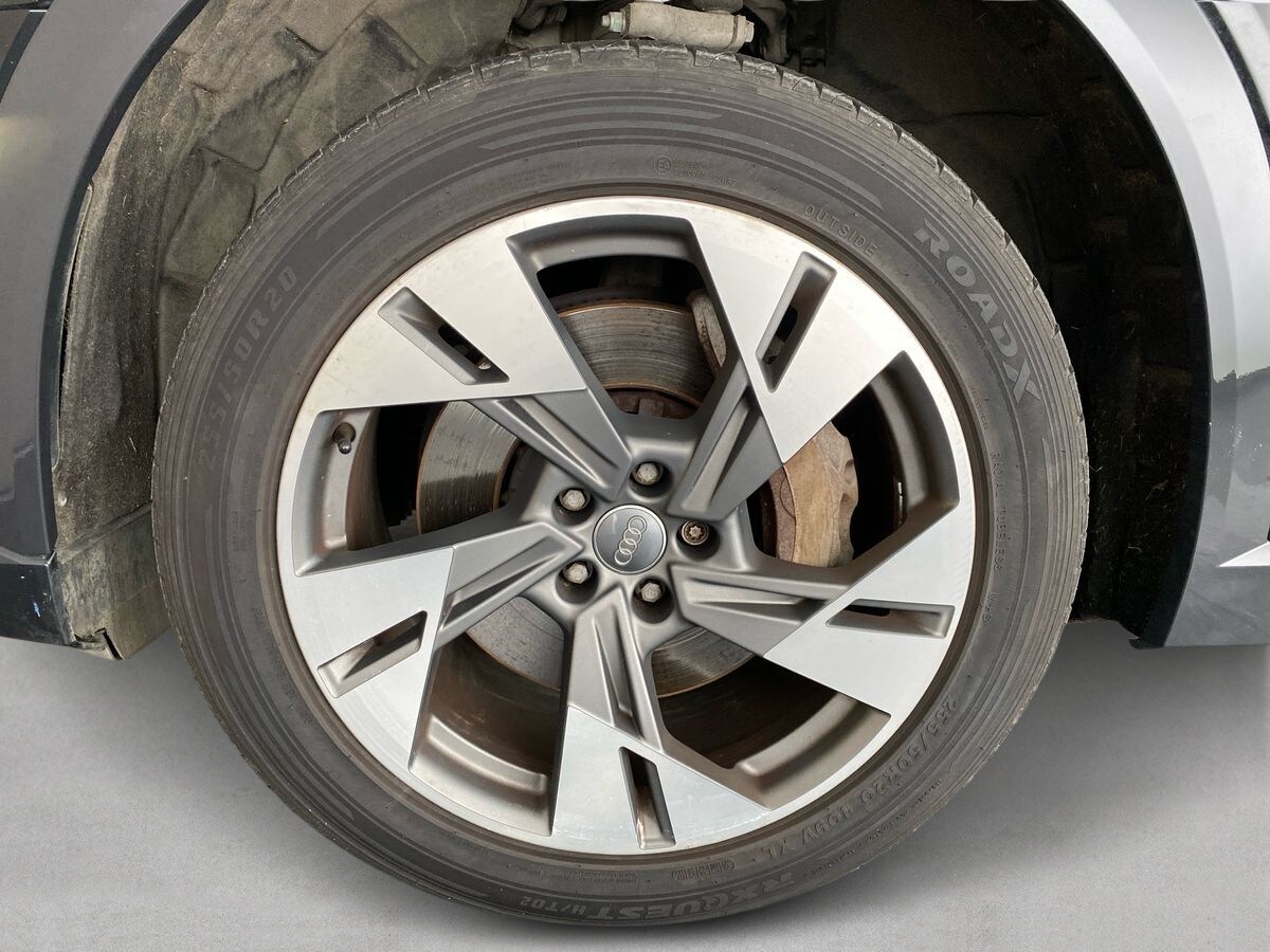 Used Audi e-tron 2020 for sale - 77000696: Photo 26