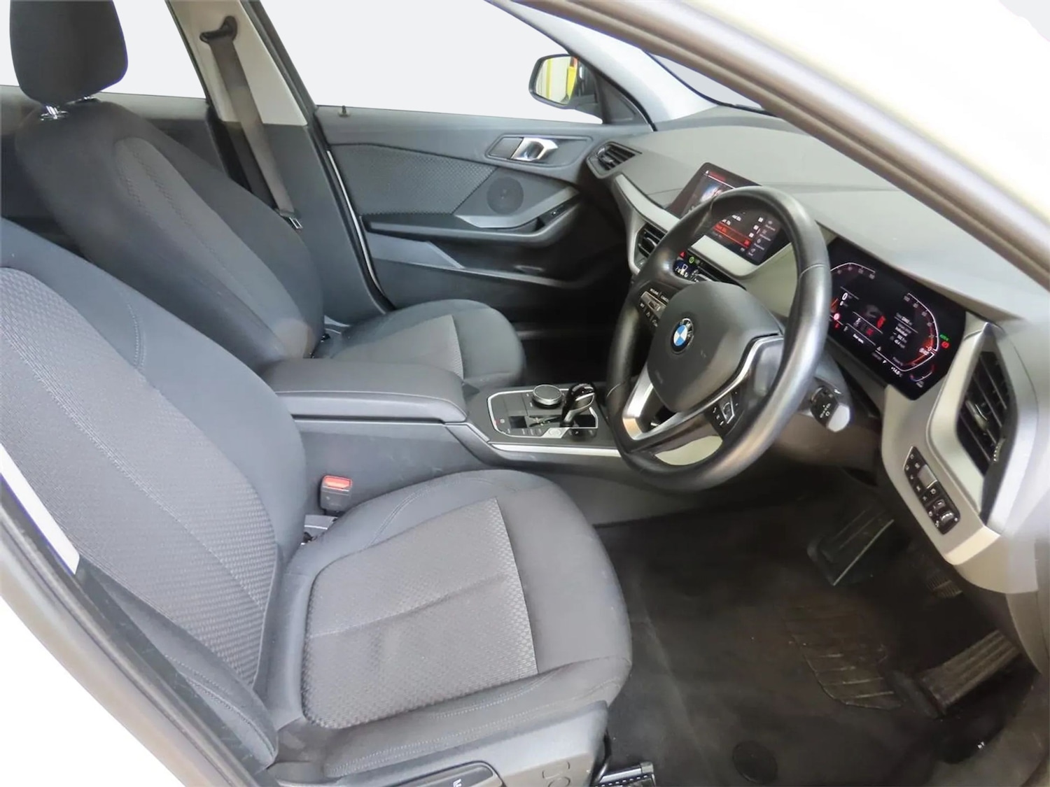 Used BMW 1 Series 2024 for sale - 76177414: Photo 4