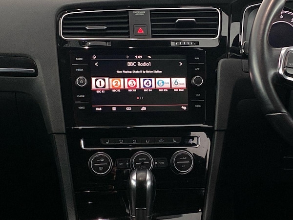 Used Volkswagen Golf 2019 for sale - 76128588: Photo 10
