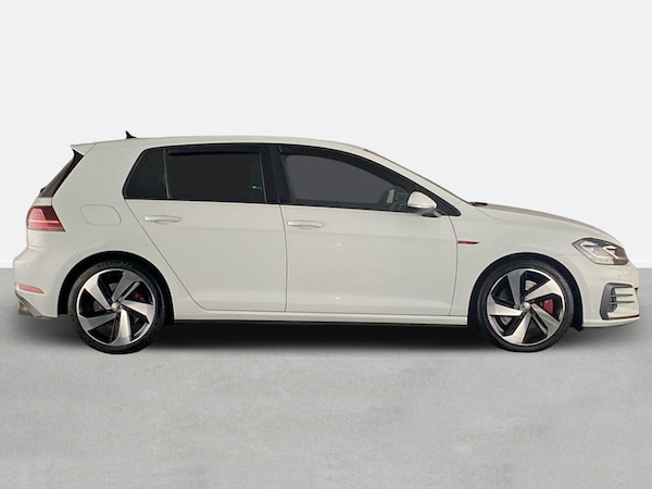 Used Volkswagen Golf 2019 for sale - 76128588: Photo 2