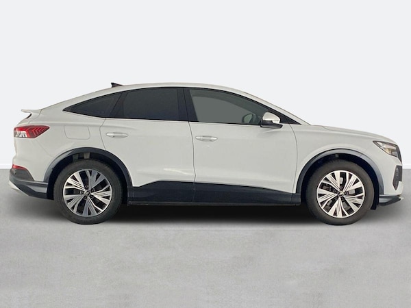 Used Audi Q4 e-tron 2024 for sale - 75761490: Photo 2