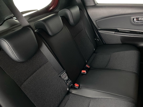Used Toyota Yaris 2018 for sale - 75260160: Photo 12