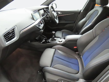 Used BMW 2 Series 2022 for sale - 79037577: Photo
