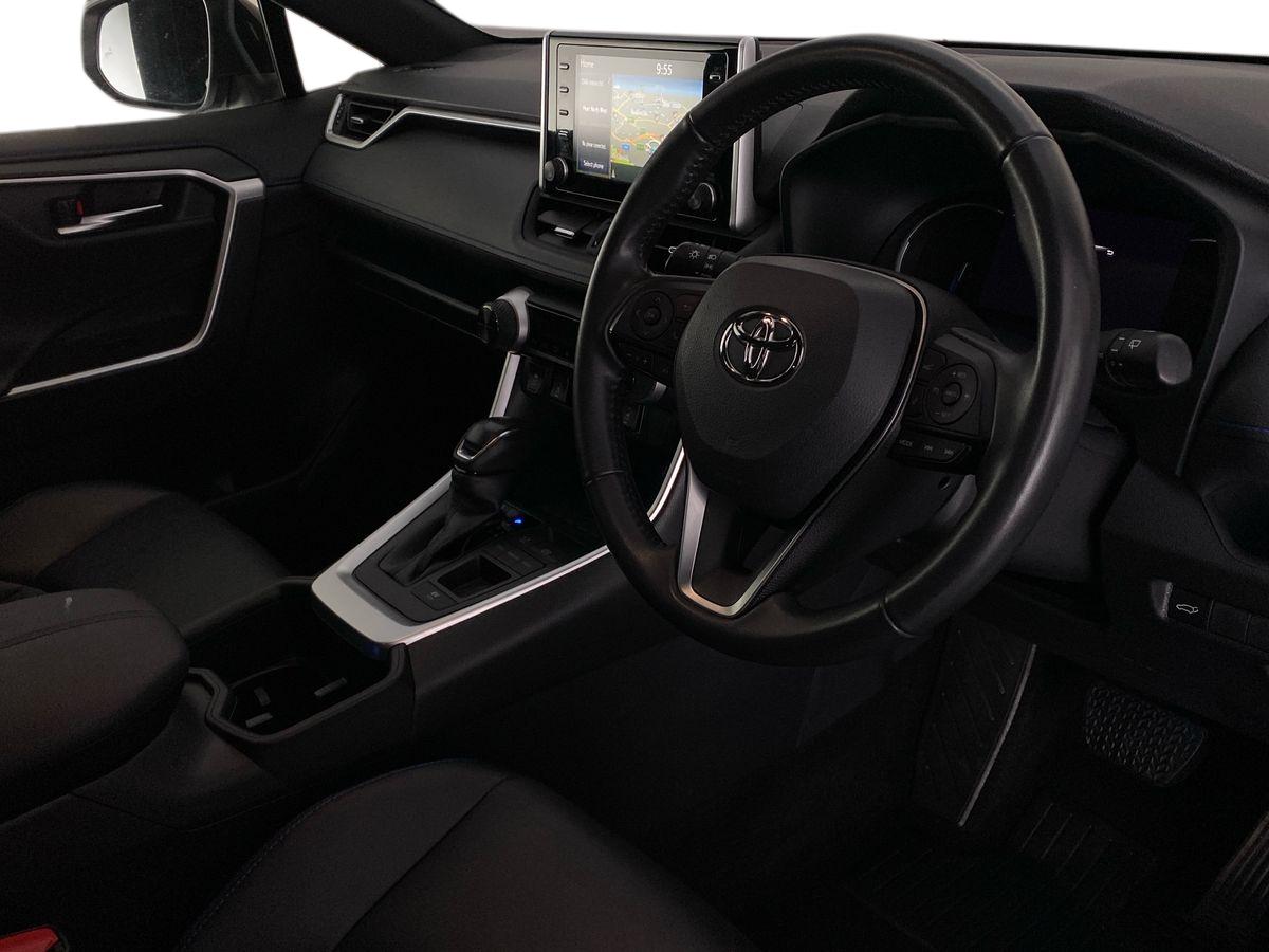 Used Toyota RAV4 2022 for sale - 77099701: Photo 12