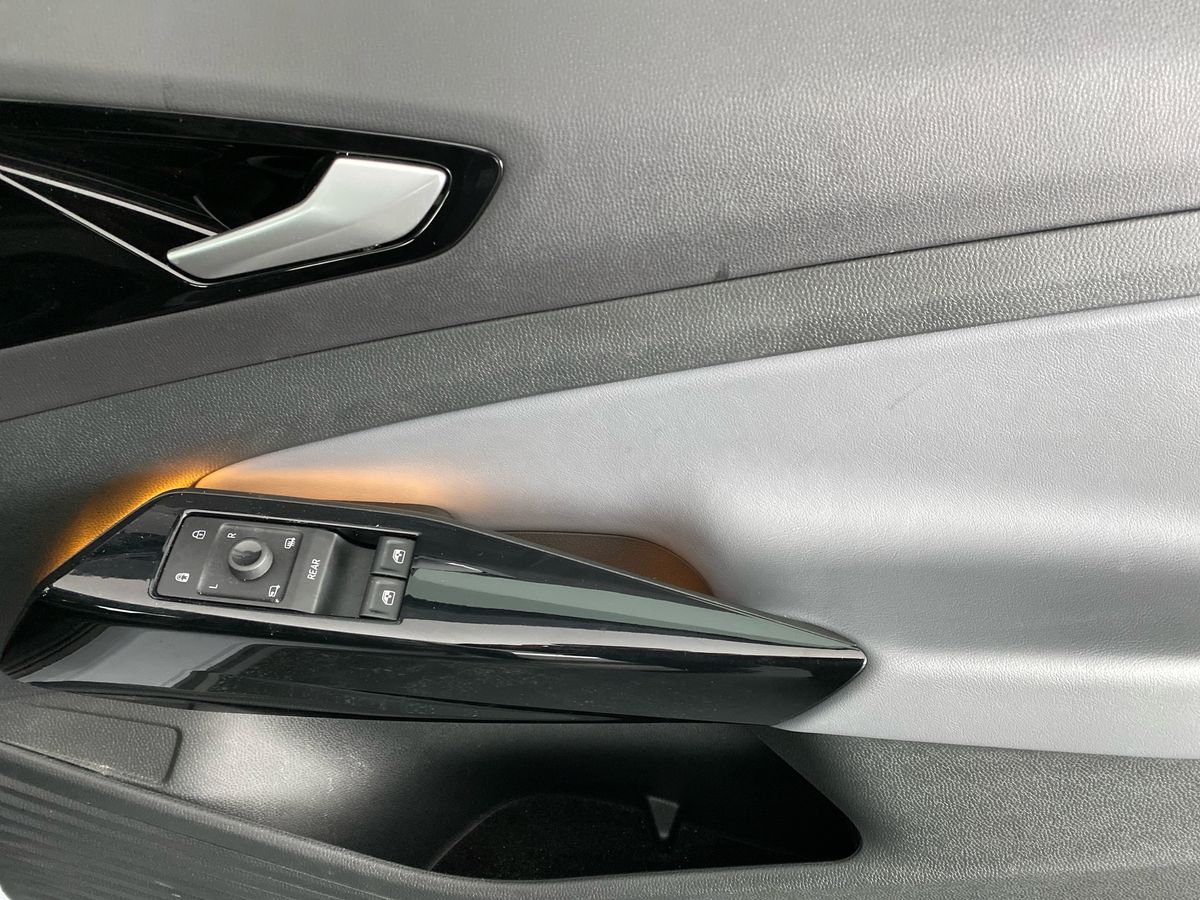 Used Volkswagen ID.4 2023 for sale - 77374222: Photo 23