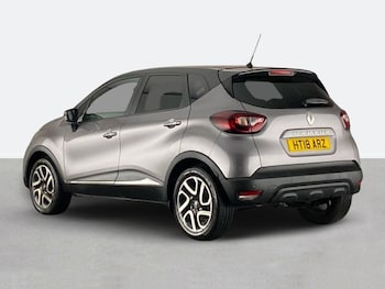 Used Renault Captur 2018 for sale - 79456102: Photo