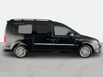 Used Volkswagen Caddy Maxi Life 2019 for sale - 78122528: Photo