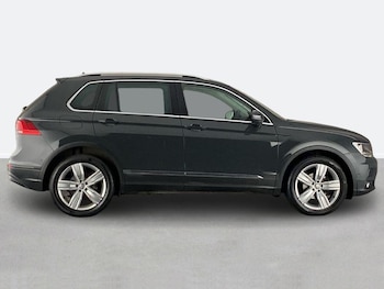 Used Volkswagen Tiguan 2020 for sale - 79112202: Photo