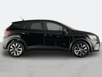 Used Renault Captur 2023 for sale - 78386397: Photo