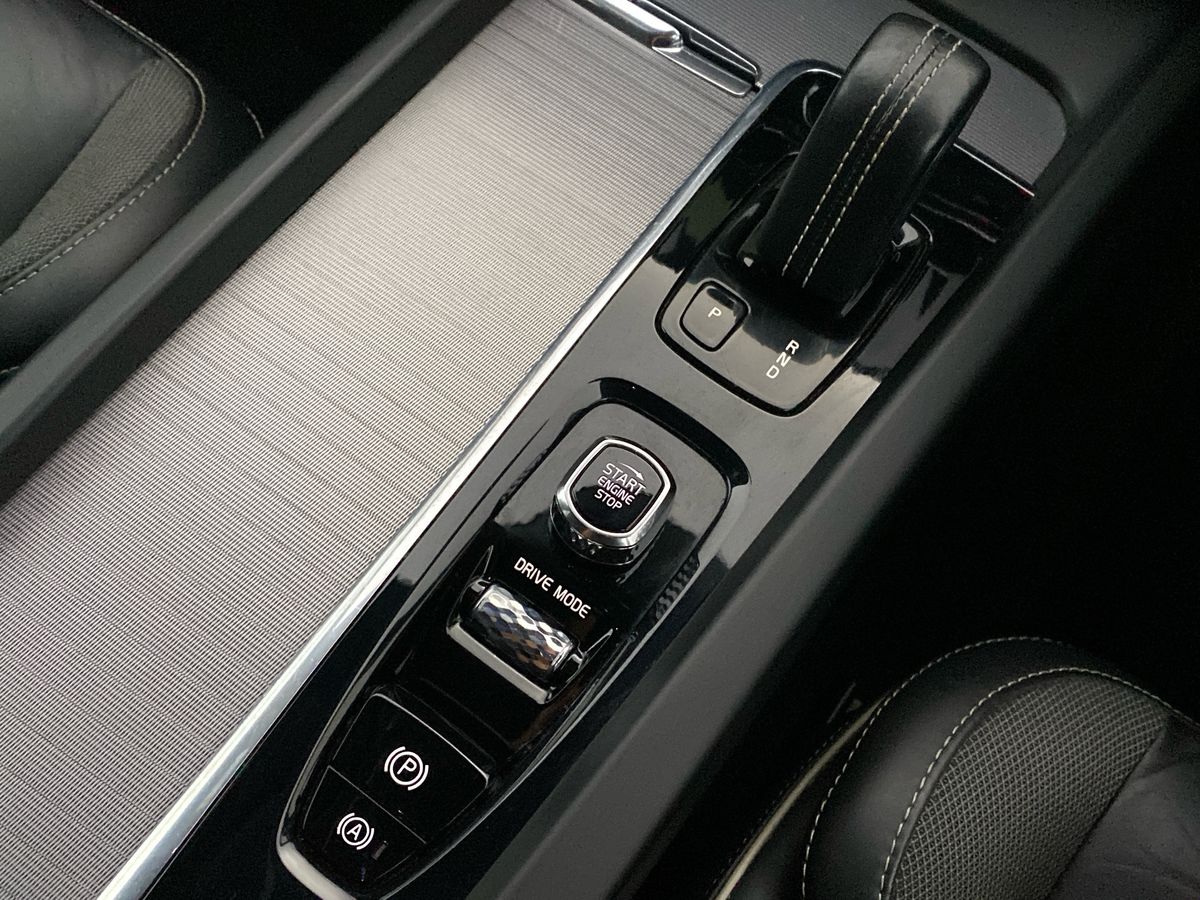 Used Volvo XC60 2020 for sale - 75850775: Photo 17