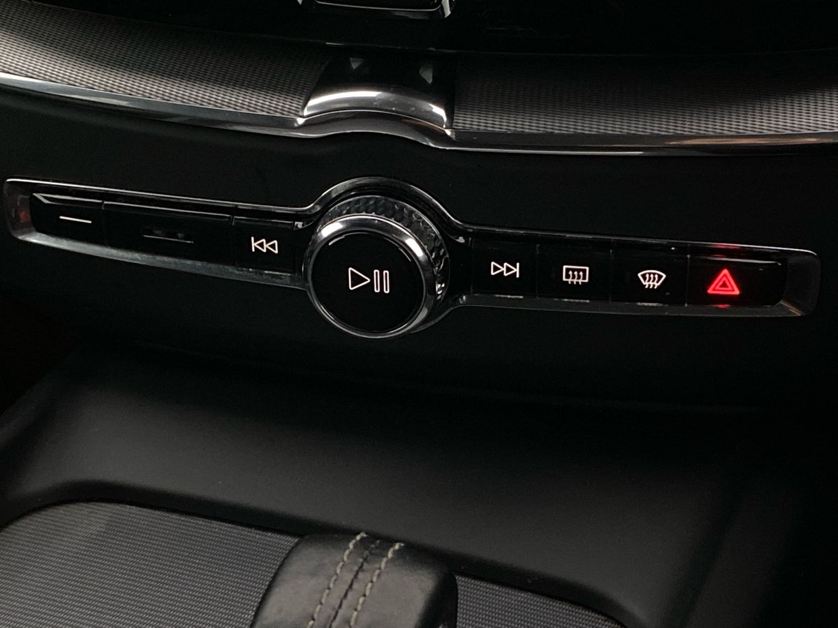 Used Volvo XC60 2020 for sale - 75850775: Photo 22