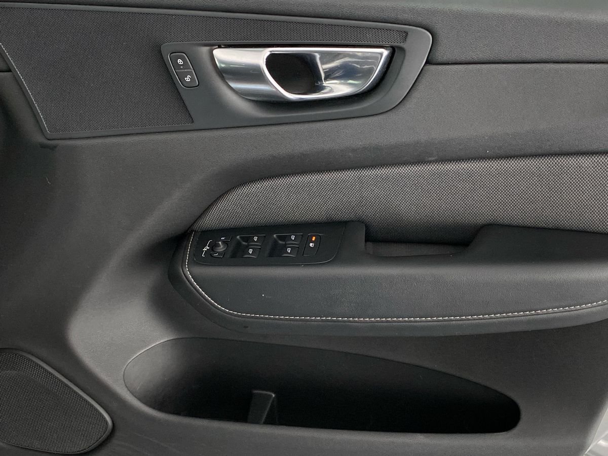 Used Volvo XC60 2020 for sale - 75850775: Photo 24