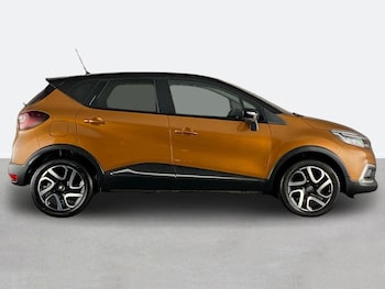 Used Renault Captur 2017 for sale - 79446371: Photo