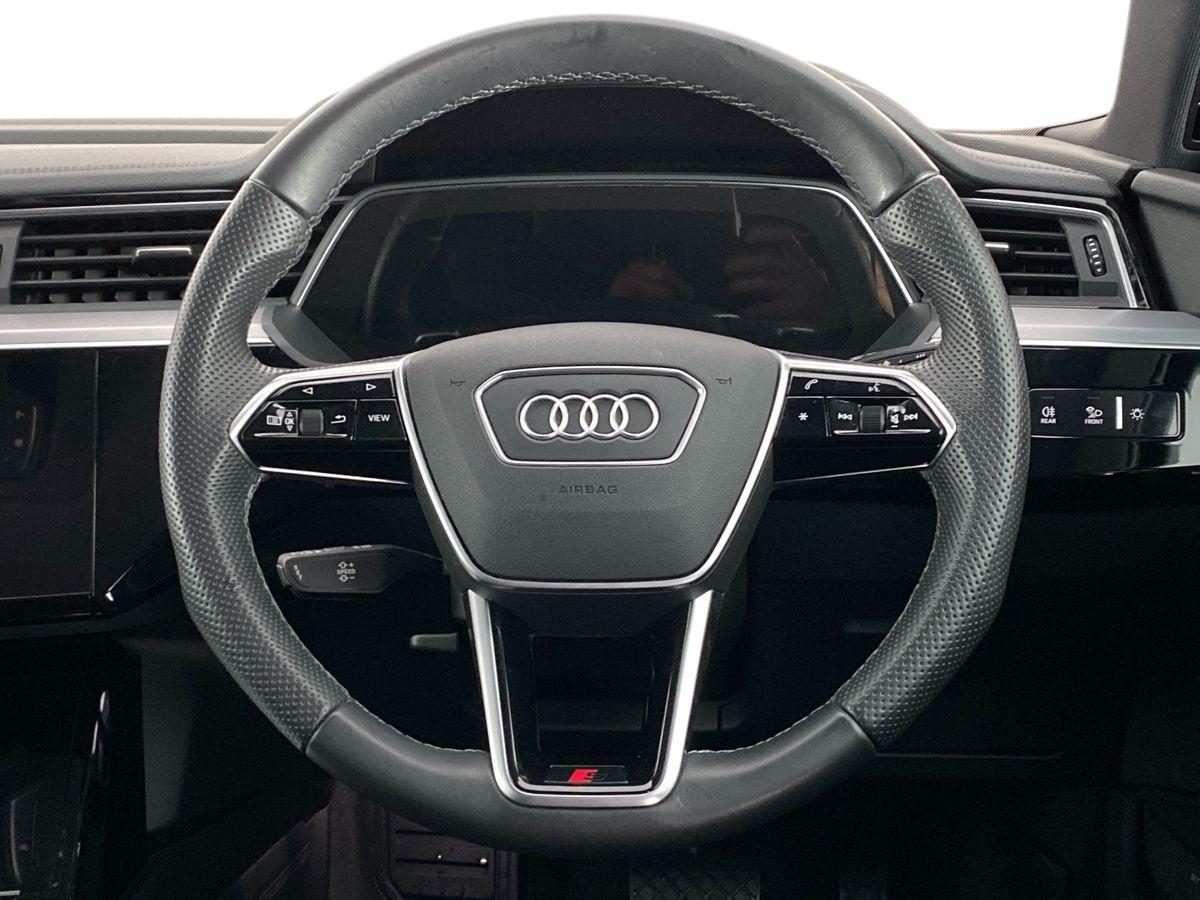 Used Audi e-tron 2022 for sale - 76515839: Photo 11