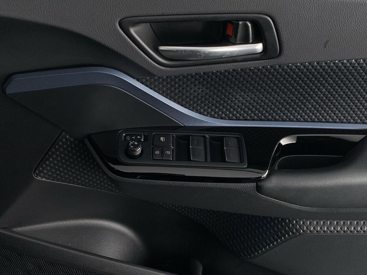 Used Toyota C-HR 2020 for sale - 76916543: Photo 26