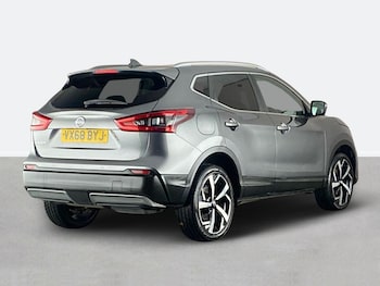 Used Nissan Qashqai 2018 for sale - 77135355: Photo