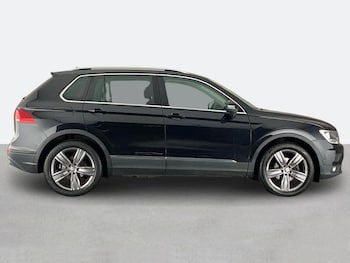 Used Volkswagen Tiguan 2019 for sale - 78826819: Photo
