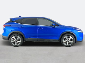 Used Nissan Qashqai 2023 for sale - 75454036: Photo