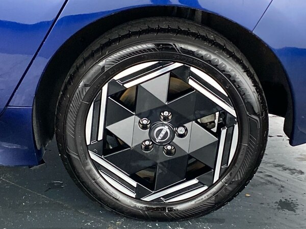 Used Nissan Leaf 2022 for sale - 76177383: Photo 29