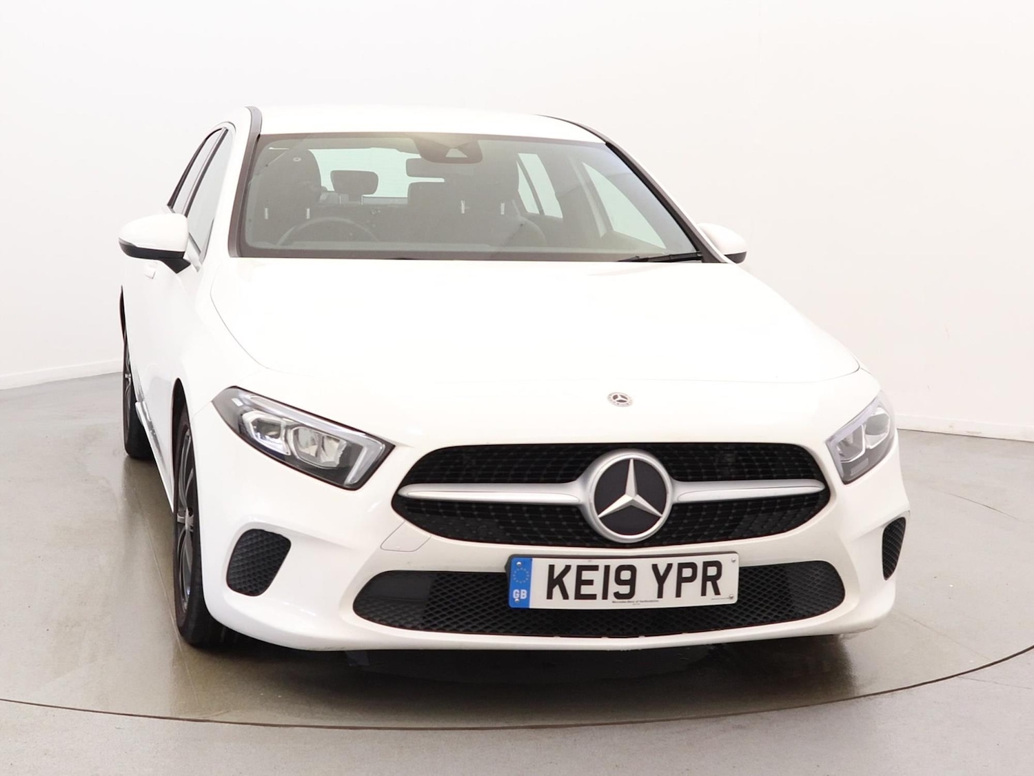 Used Mercedes-Benz A-Class 2019 for sale - 77742239: Photo 2