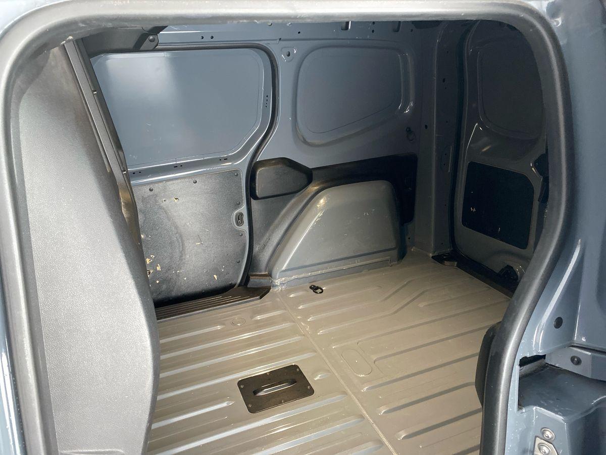 Used Nissan Other 2023 for sale - 77000728: Photo 15