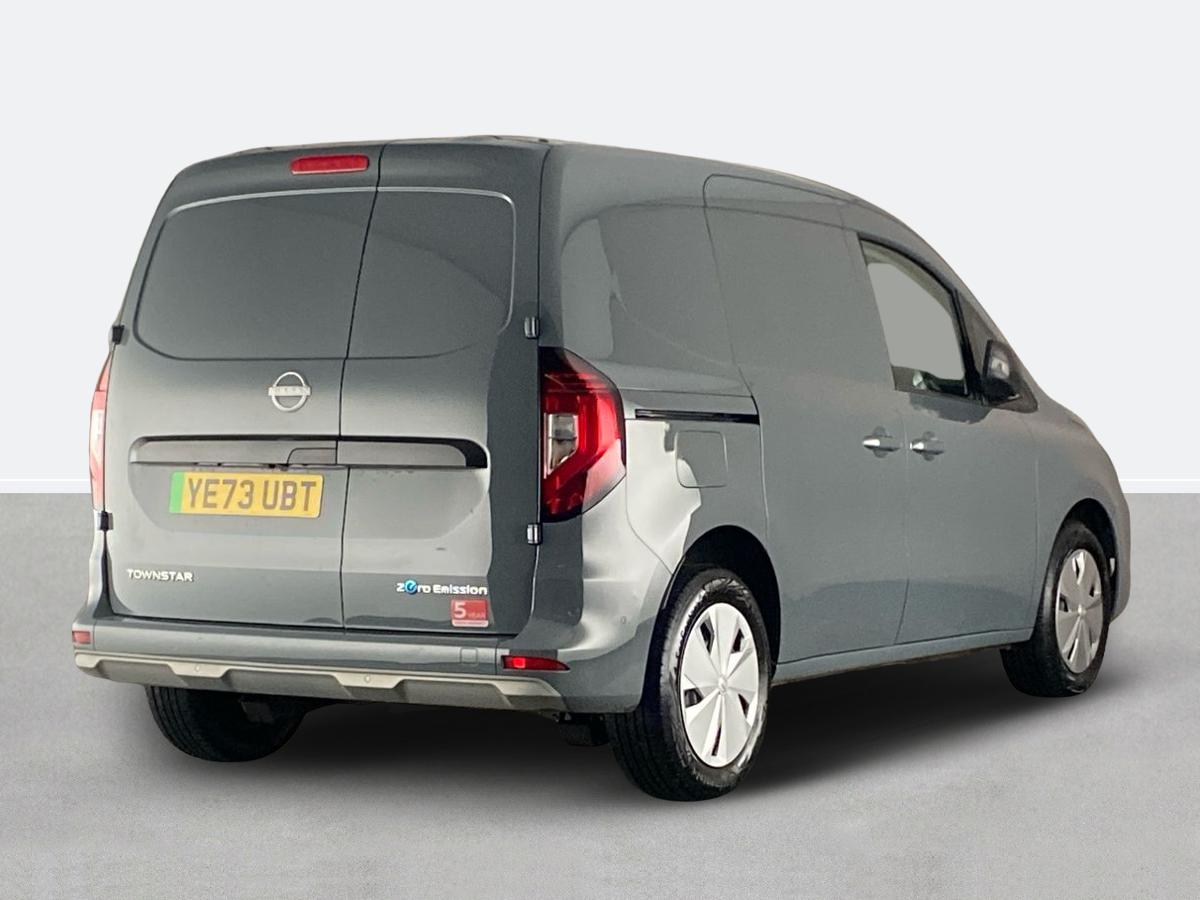 Used Nissan Other 2023 for sale - 77000728: Photo 3