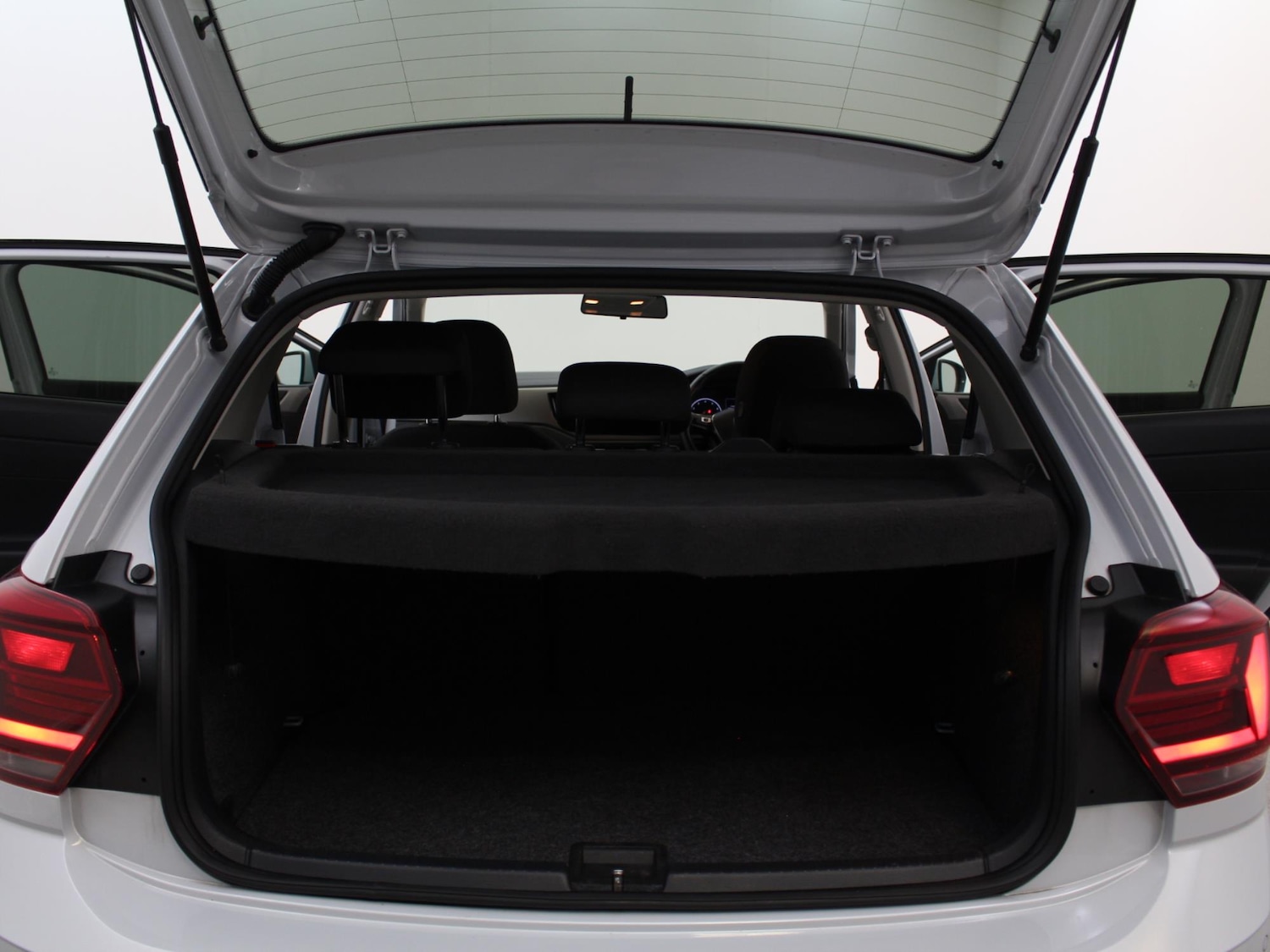 Used Volkswagen Polo 2020 for sale - 77415135: Photo 31