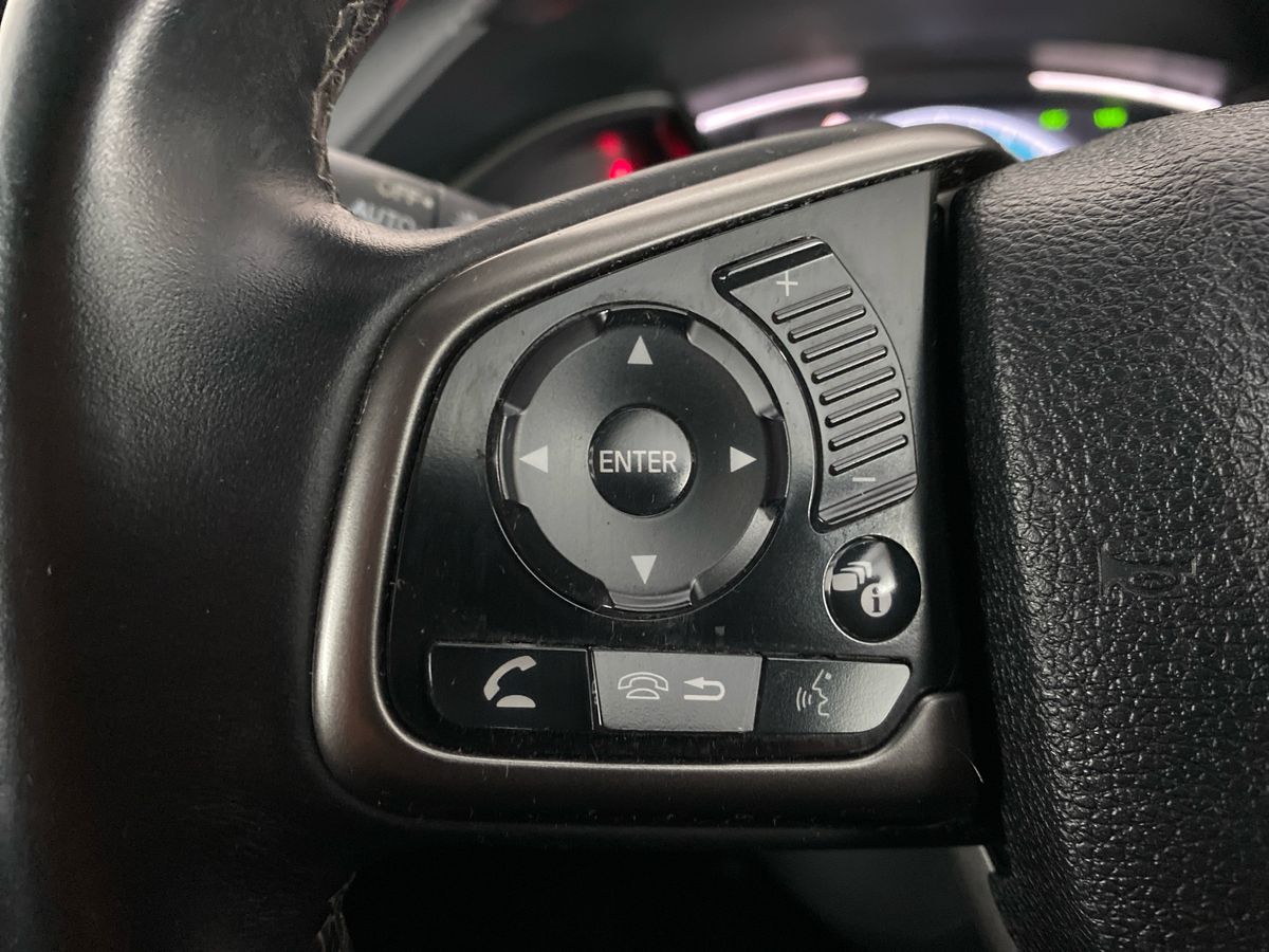 Used Honda Civic 2018 for sale - 77812596: Photo 19